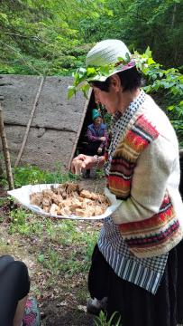 Pohod v Pekel in po Vorančevi poti ob deseti obletnici Festivala solzic (4)